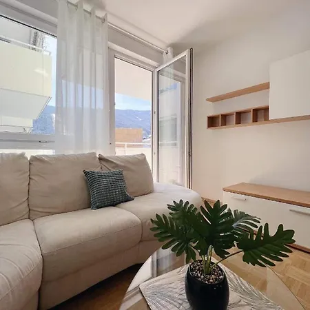 Casa Buba Free Parking Garage Maribor